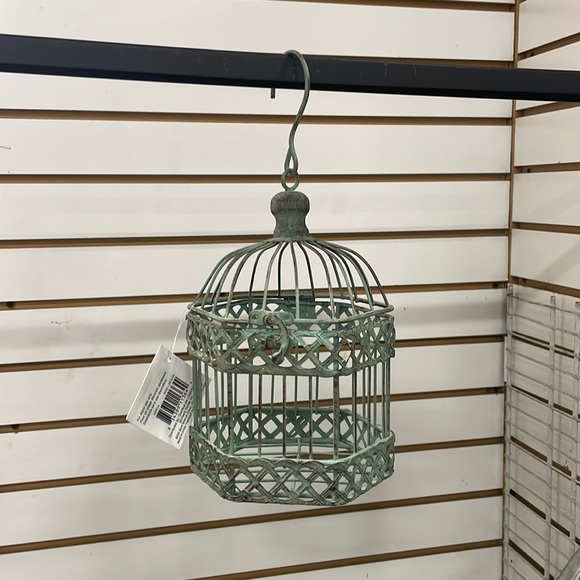 Bird cage - Picture 1 of 4